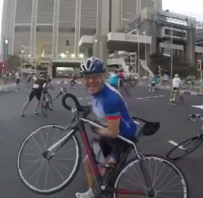 Cape Town Winds Blow Cyclists Off Course Cape Town Winds Blow Cyclists Off Course