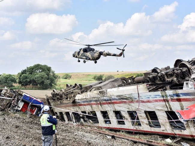 Turkey-train-crash
