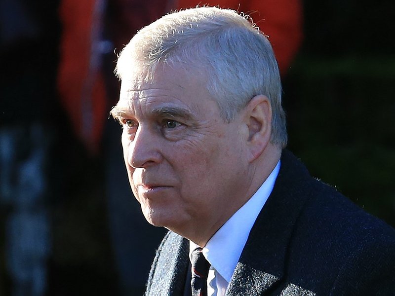 Prince Andrew 'bewildered' after Maxwell arrest