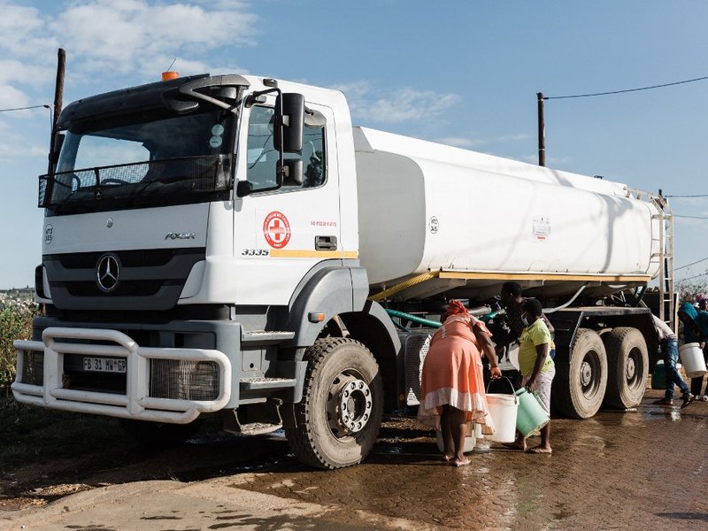 water tanker truck generic image