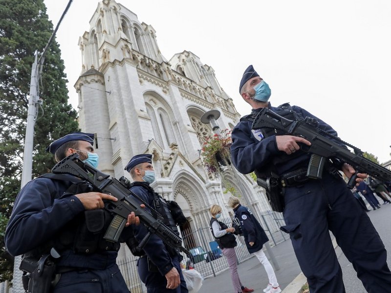 Nice knife attack france