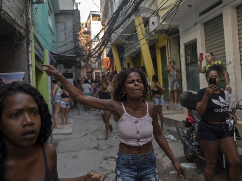 Residentes protest after a police operation against alleged drug traffickers at the Jacarezinho favela in Rio de Janeiro, Brazil, on May 06, 2021. A massive police operation against drug traffickers in a Brazilian favela Thursday left 25 people dead, turn