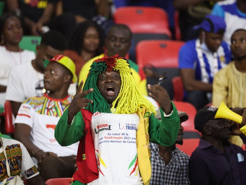 Cameroon soccer supporterts