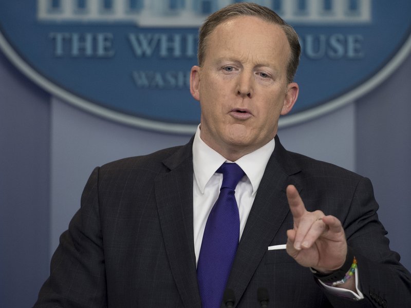 Sean SPicer