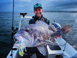 Markus Potgieter with a massive white musselcracker