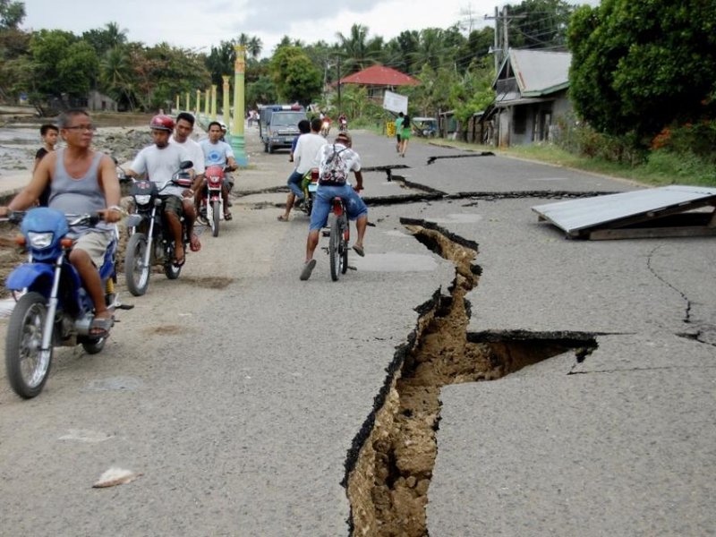227650-philippines-earthquake.jpg