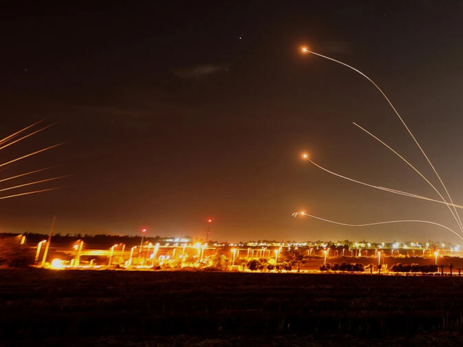 25 dead as Israel, Gaza militants trade fire for third day