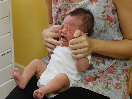 Doctor reveals the secret of how to STOP a crying baby!