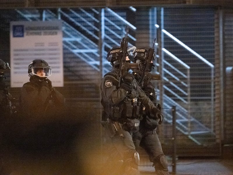 Several shot dead at Jehovah's Witness centre in Hamburg