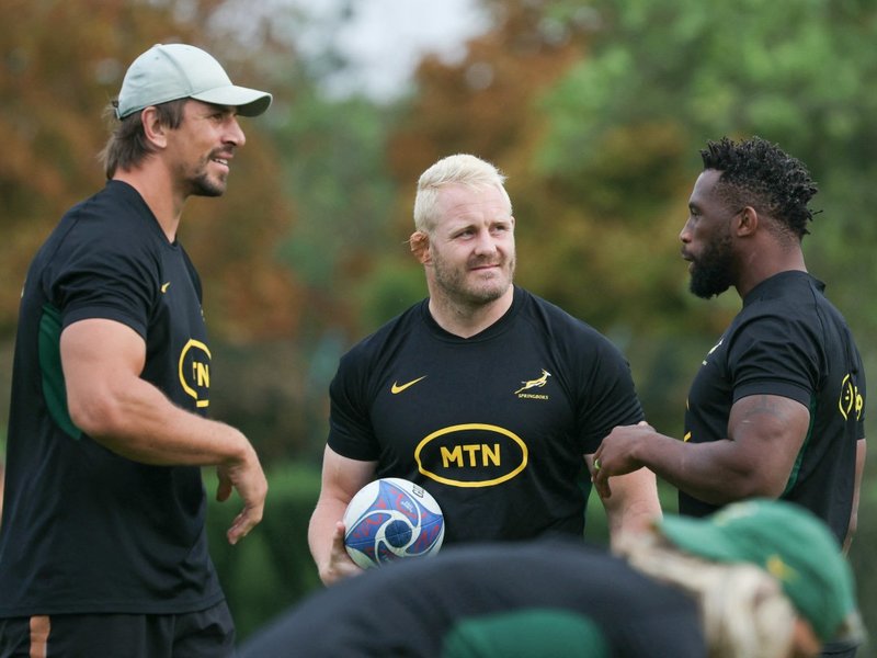 Springbok prop Vincent Koch (C) and Siya Kolisi (R) at training session at Rugby World Cup