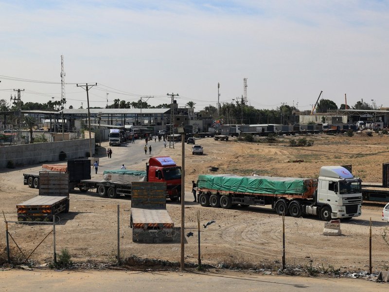 Border aid for gaza