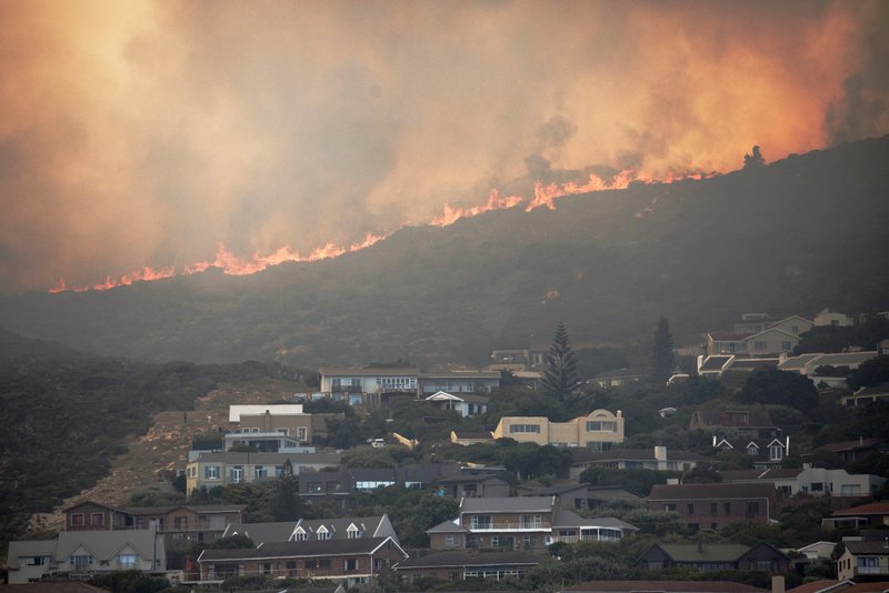 Second Cape Town wildfire forces evacuations