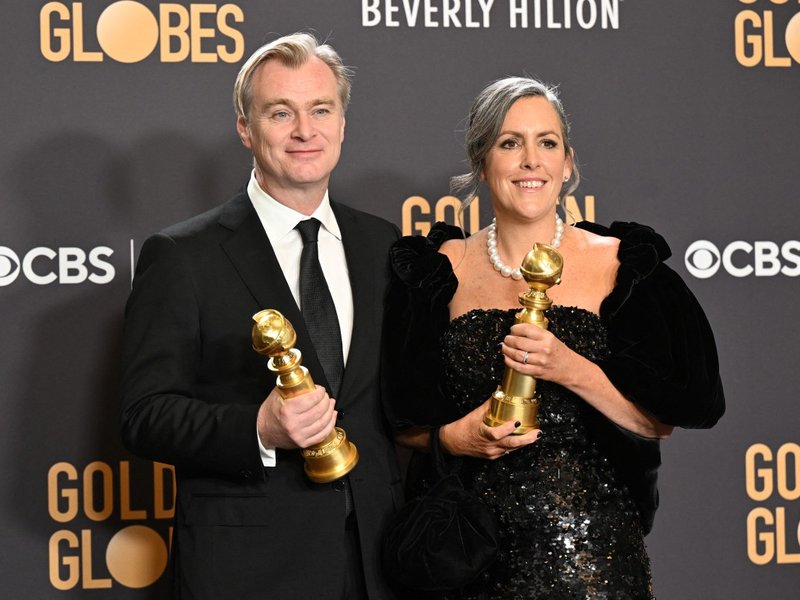 Christopher Nolan wins Golden Globe for 'Oppenheimer'