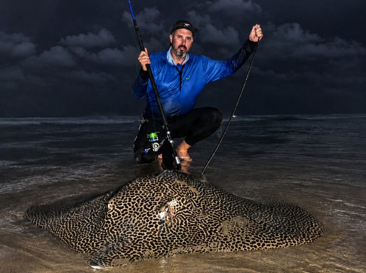 Dayle Mack with a massive Honeycomb Ray