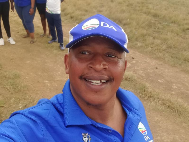 Nhlalayenza Ndlovu