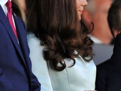 56098-expecting-mother-kate-middleton-with-prince-william.jpg