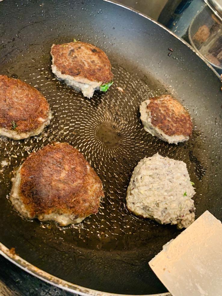 frying burgers