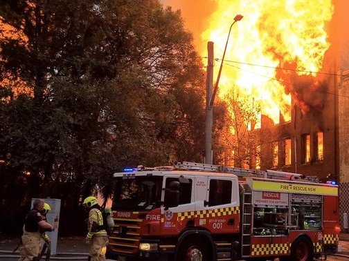 Seven-storey blaze in Sydney spreading: firefighters