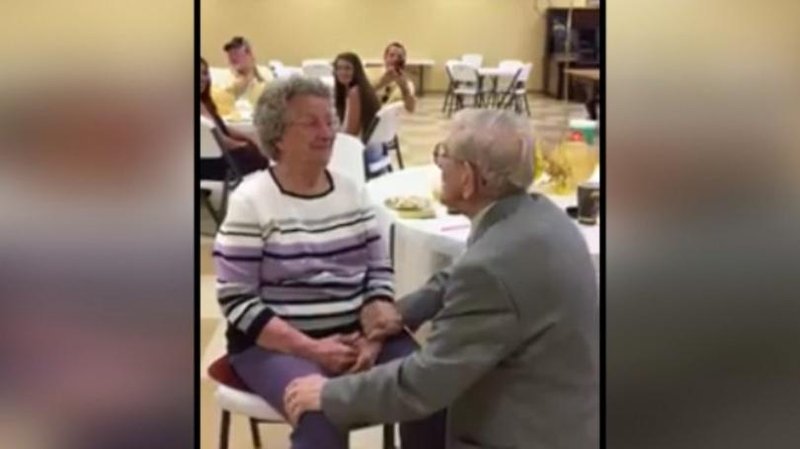 92 year old serenade wife