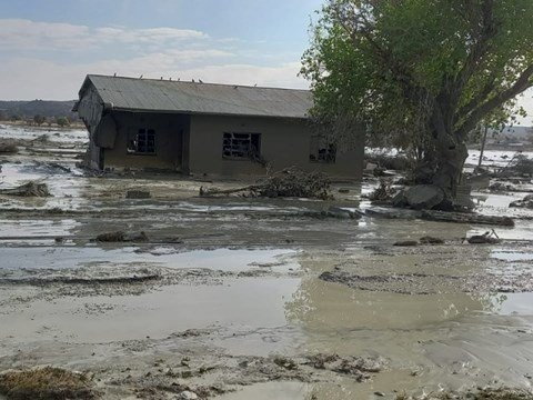 Residents evacuated, houses swept away in Jagersfontein