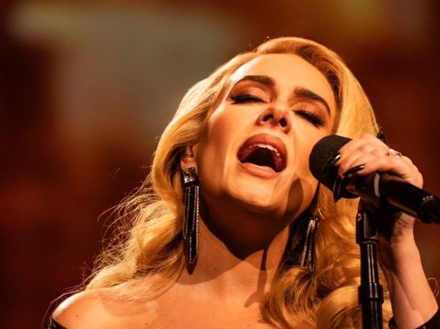 ADELE SINGING NEW