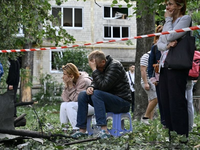 Russian strikes kill 14 in 'horrific' attack on Kyiv