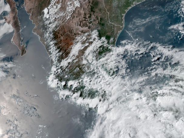 Hurricane Erick strengthens as it barrels toward Mexico