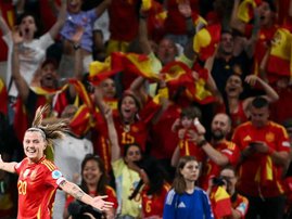 Spain's forward Claudia Pina celebrates after scoring her team second goal during the UEFA Women's Euro 2025