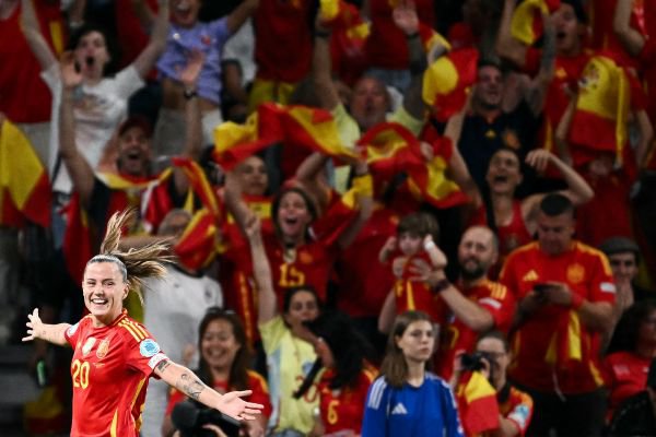 Spain's forward Claudia Pina celebrates after scoring her team second goal during the UEFA Women's Euro 2025