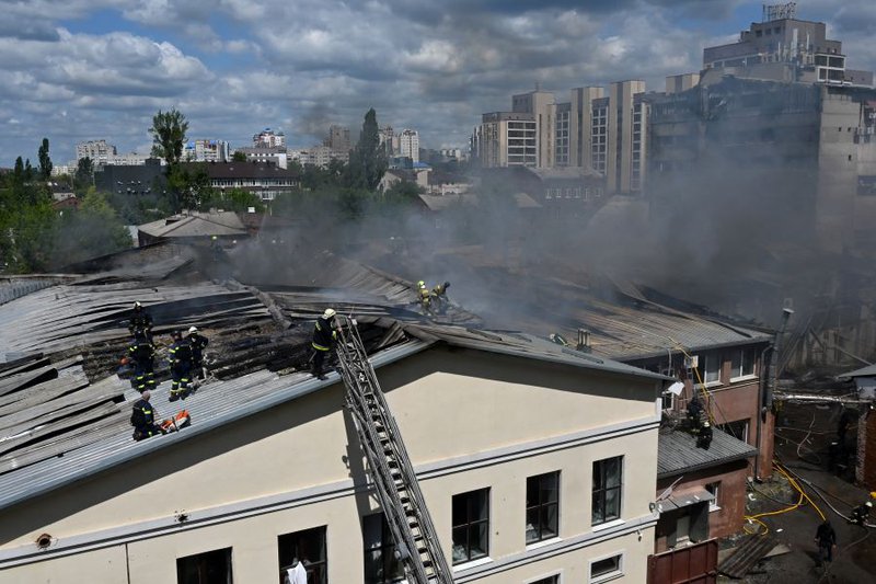 Russian strike on Ukraine prison kills 16