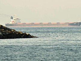 AFP__FilesUaeIranIsraelUsWarTransportShipping