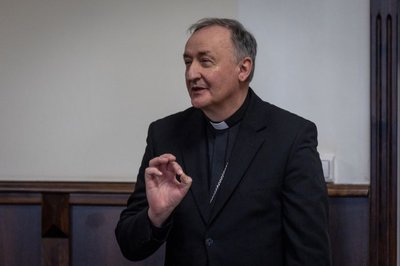 Polish bishop goes on trial for paedophilia cover-up