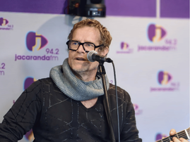 ARNO CARSTENS FRIDAY LIVE MAY 2025