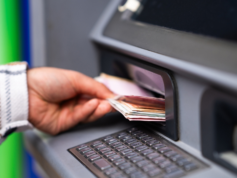 Cash & dash: Are drive-thru ATMs a good idea?