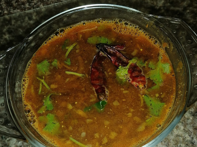 A bowl of Indian soup