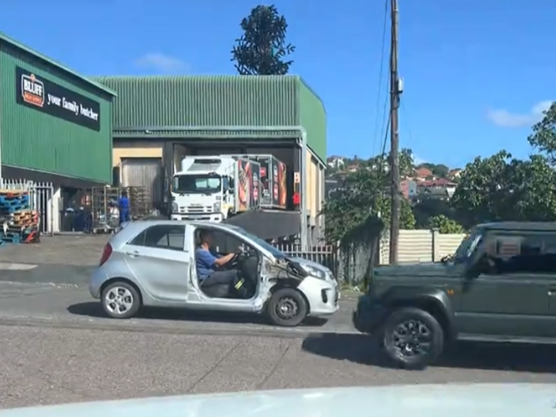 A man drives a car without a door in KZN