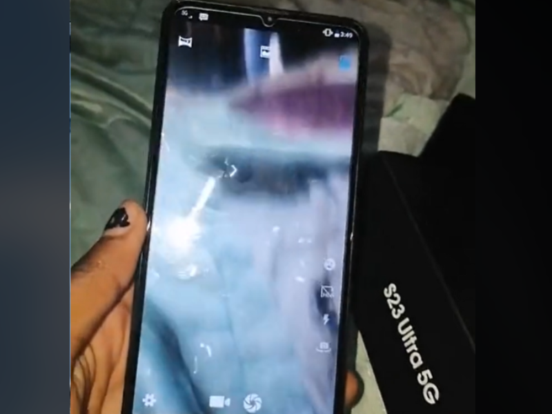 A person holding a phone