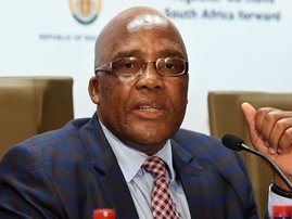 Minister Aaron Motsoaledi
