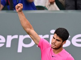 Alcaraz books a first Indian Wells final