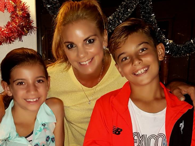 Amor Vittonne and kids