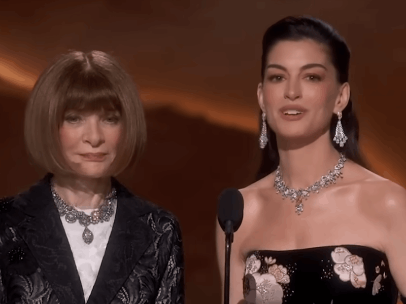Anna Wintour and Anne Hathaway