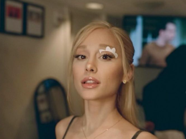 Ariana Grande Instagram photo