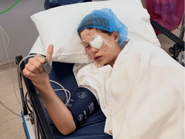 BOBBY VAN JAARSVELD SON AFTER SURGERY