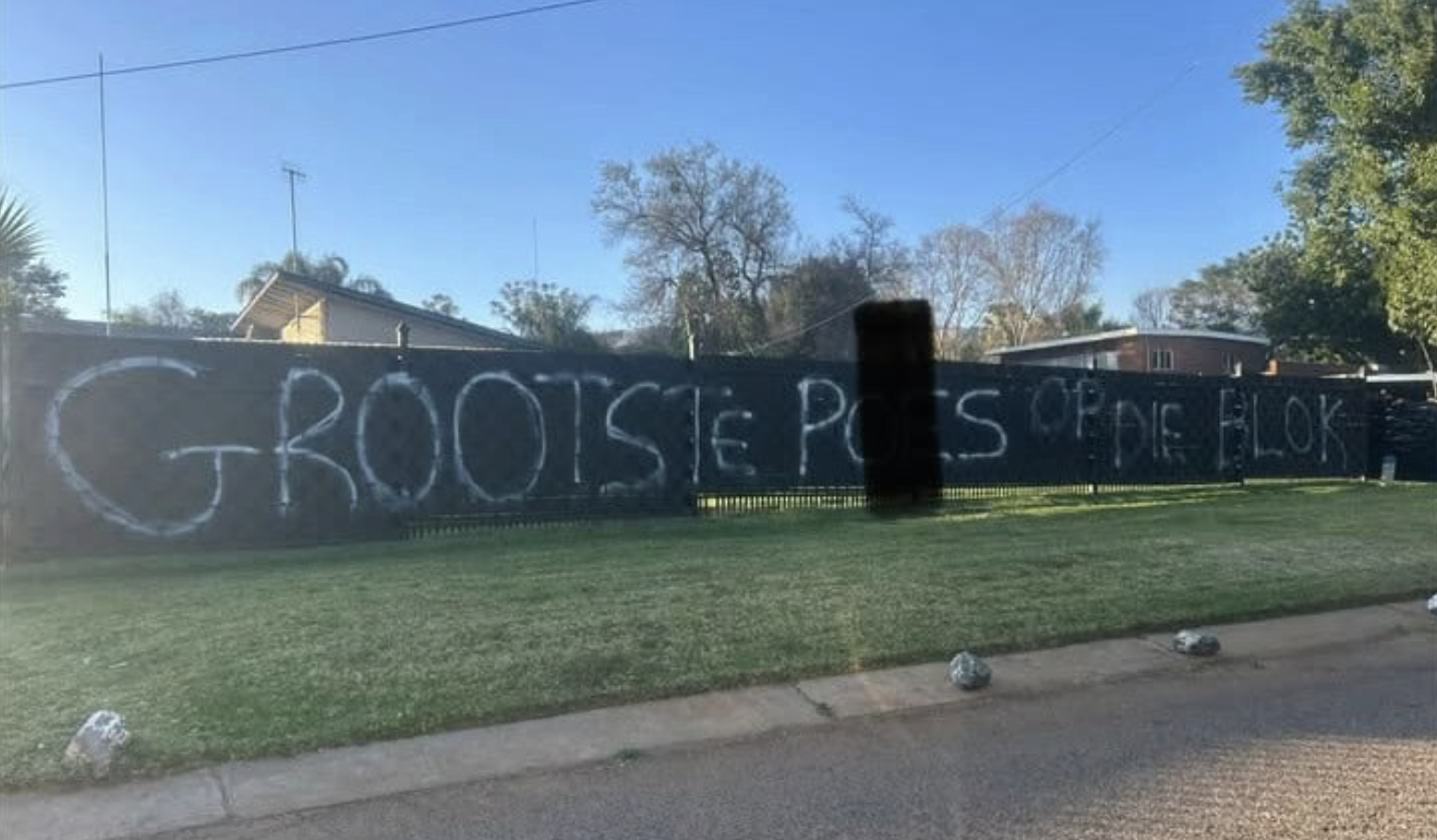 BOODSKAP OP PRETORIA MAN SE HEINING 2
