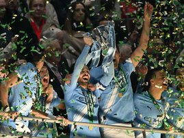 Manchester City midfielder Bernardo Silva lifts the Carabao Cup
