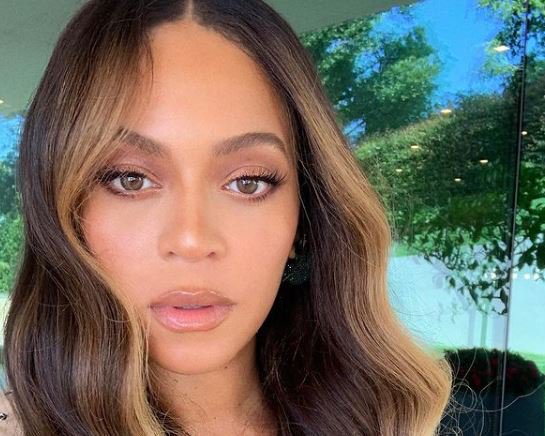 Beyonce condemns killings in Nigeria