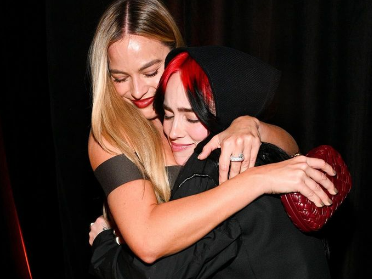 Billie Eilish photo hugging / Instagram