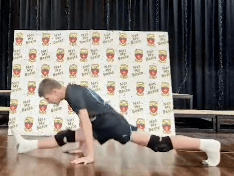 Bloemfontein student breaks Guinness World Record for most splits