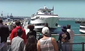 boat crashes into side dock