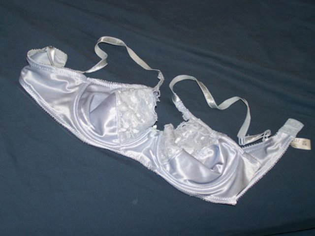 Who does this  bra belong to?